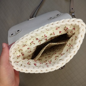 Női válltáska, crossbody - táska & tok - kézitáska & válltáska - vállon átvethető táska - Meska.hu