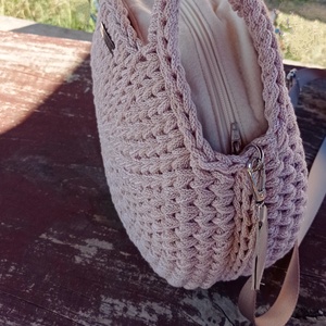 Női körtáska crossbody pánttal - táska & tok - kézitáska & válltáska - válltáska - Meska.hu