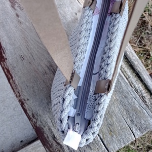 Női válltáska, szürke színben - táska & tok - kézitáska & válltáska - válltáska - Meska.hu