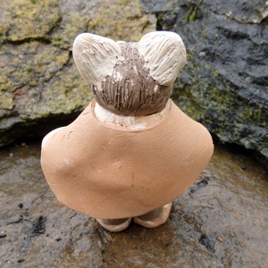 Kóbor Pöfeteg kerámia cica füstölőtartóval - művészet - szobor - kerámia - Meska.hu