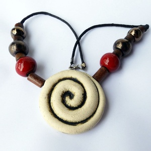 Időspirál kerámai nyaklánc, Ékszer, Nyaklánc, Medálos nyaklánc, Agyagozás, Ékszerkészítés, MESKA