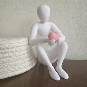 Modern absztrakt figura szívvel  3D nyomtatott dekoráció, Otthon & Életmód, Dekoráció, Asztal és polc dekoráció, Asztaldísz, Mindenmás, MESKA
