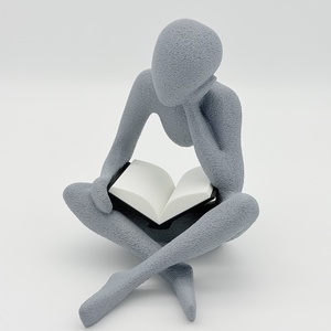 Olvasó absztrakt szobor - Meska.hu