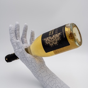 Repedezett kéz - bortartó - otthon & életmód - konyhafelszerelés, tálalás - tálalás - bortartó - Meska.hu