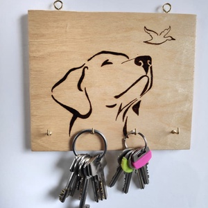 Fali kulcstartó pirográffal égetett kutya motívummal - otthon & életmód - dekoráció - fali és függő dekoráció - fali kulcstartó - Meska.hu
