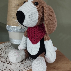 Horgolt beagle kutya-amigurumi - játék & sport - plüssállat & játékfigura - kutya - Meska.hu