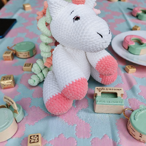 Horgolt óriás unikornis - Meska.hu