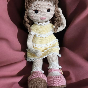 Kathy horgolt baba - játék & sport - baba & babaház - öltöztethető baba - Meska.hu