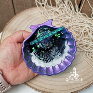 Kagyló alakú tálka sellőuszonnyal - szappantartó - ékszertartó - Epoxi, epoxy gyanta, műgyanta- Gyantacsodák - otthon & életmód - konyhafelszerelés, tálalás - tálalás - tálca - Meska.hu