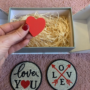 Valentin napi ajándékcsomag poháralátéttel - otthon & életmód - konyhafelszerelés, tálalás - tálalás - tányér- és poháralátét - Meska.hu