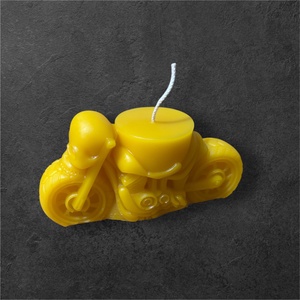 Méhviasz motor gyertya - kellékek & szerszámok - dekorációs kellékek - dekorációs gyertya - Meska.hu