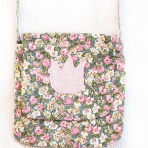 Zöld-rózsaszín apró virágos táska, Táska & Tok, Kézitáska & válltáska, Vállon átvethető táska, Varrás, Meska