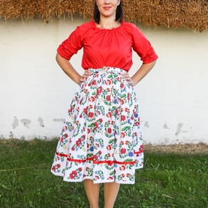 EXTRA PÖRGŐS, megkötős, 3 szélhosszas, 45-85 cm hosszú, matyó mintás néptáncos szoknya - ruha & divat - babaruha & gyerekruha - szoknya - Meska.hu