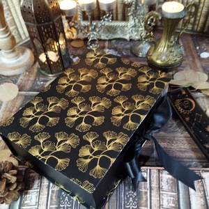 Boszorkány ajándékcsomag Halloween ajándékbox szülinapra névnapra karácsonyra, nőnapra  - kellékek & szerszámok - dekorációs kellékek - dekorációs gyertya - Meska.hu
