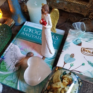 Gyógyítás angyalokkal ajándékcsomag csokoládéval, könyvvel, ásvánnyal szülinapra, névnapra, karácsonyra, pedagógusnapra  - élelmiszer - gourmet ajándékcsomag - Meska.hu