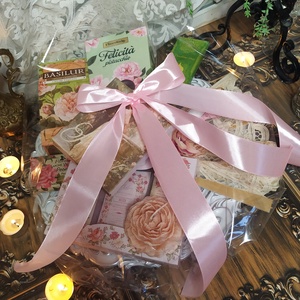 Romantikus ajándékcsomag szerelemes Valentin napra, Nőnapra, Évforfulóra, Születésnapra kézműves csokoládéval, angyallal - élelmiszer - gourmet ajándékcsomag - Meska.hu