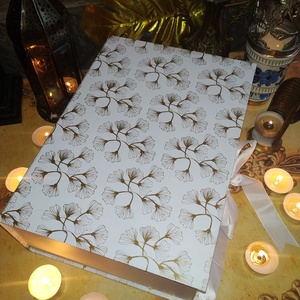 Cicás ajándékcsomag csokoládékkal és kozmetikumokkal nőknek anyáknapjára, szülinapra, névnapra,  - élelmiszer - gourmet ajándékcsomag - Meska.hu