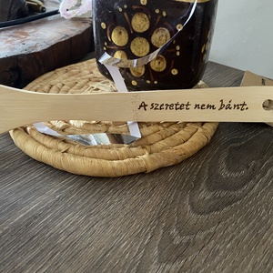 Fa főzőkanál - A szeretet nem bánt - otthon & életmód - konyhafelszerelés, tálalás - sütés, főzés - fakanál & fakanáltartó - Meska.hu