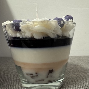 Áfonyás torta desszert gyertya, Kellékek & szerszámok, Vegyes alapanyag, Gyertya alapanyag, Szójaviasz gyertya alapanyag, Gyertya-, mécseskészítés, MESKA