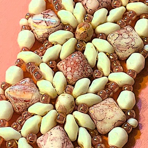 Habosmálna karkötő - ékszer - karkötő - gyöngyös karkötő - Meska.hu