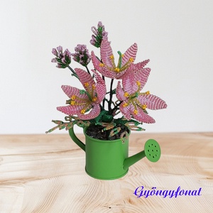 Rózsaszín liliom;  gyöngyből készült virág;  asztaldísz - otthon & életmód - dekoráció - virágdísz és tartó - csokor & virágdísz - Meska.hu