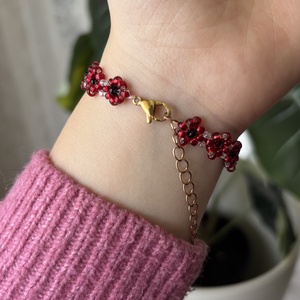 � Vérvörös pipacsos gyöngy karkötő - ékszer - karkötő - gyöngyös karkötő - Meska.hu