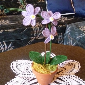 Horgolt Mini Orchidea - otthon & életmód - dekoráció - asztal és polc dekoráció - asztaldísz - Meska.hu