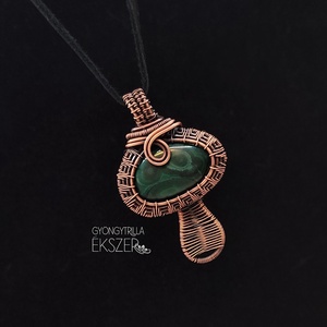 Malachit gomba medál antikolt vörösréz befoglalással - ékszer - nyaklánc - medál - Meska.hu