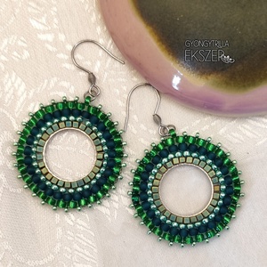 Zöld gyöngyfűzött körlap fülbevaló - Meska.hu
