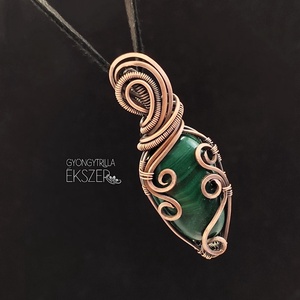 Malachit medál antikolt vörösréz befoglalással - ékszer - nyaklánc - medál - Meska.hu
