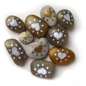 Karácsonyi apróajándék! 10 db kézzel festett kavics -  - Meska.hu