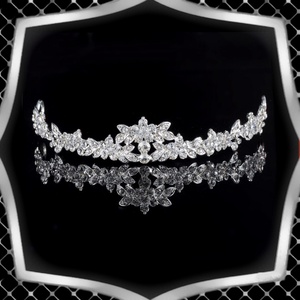 Esküvői, menyasszonyi, alkalmi ékszer szett+tiara  ES-SZ35 - esküvő - ékszer - ékszerszett - Meska.hu