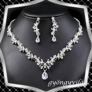Ékszerek-szettek: Esküvői, menyasszonyi, alkalmi ékszer szett+tiara ES-SZT17-1 - esküvő - hajdísz - fésűs hajdísz - Meska.hu
