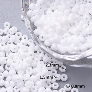 Japán kásagyönggy  GYÜ-J 11/0 2,3x1,5 mm-es több szinben - kellékek & szerszámok - gyöngyfűzés kellékek - kásagyöngy - Meska.hu