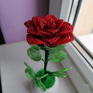 Gyöngyből készült rózsa - otthon & életmód - dekoráció - virágdísz és tartó - csokor & virágdísz - Meska.hu