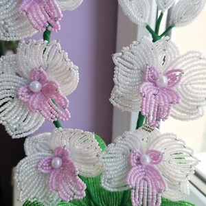 Gyöngyből készült orchidea - otthon & életmód - dekoráció - virágdísz és tartó - csokor & virágdísz - Meska.hu