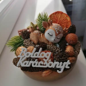 Karácsonyi asztali dísz őzikével - karácsony - karácsonyi lakásdekoráció - ünnepi asztaldekoráció - Meska.hu