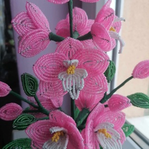 Orchidea gyöngyből - otthon & életmód - dekoráció - virágdísz és tartó - csokor & virágdísz - Meska.hu