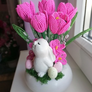 Húsvéti asztali dísz gyöngyből készült tulipánnal - otthon & életmód - dekoráció - virágdísz és tartó - csokor & virágdísz - Meska.hu