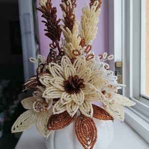 Őszi asztali dísz tök kaspóban, Otthon & Életmód, Dekoráció, Asztal és polc dekoráció, Asztaldísz, Gyöngyfűzés, gyöngyhímzés, MESKA