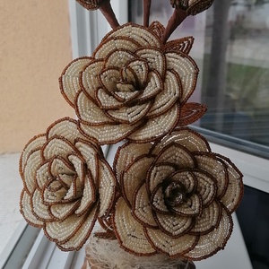 Gyöngyből készült rózsa - otthon & életmód - dekoráció - virágdísz és tartó - csokor & virágdísz - Meska.hu