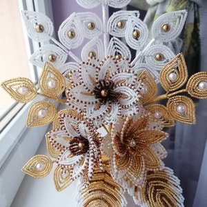 Gyöngyből készült  virág kompozíció, Otthon & Életmód, Dekoráció, Virágdísz és tartó, Csokor & Virágdísz, Gyöngyfűzés, gyöngyhímzés, MESKA