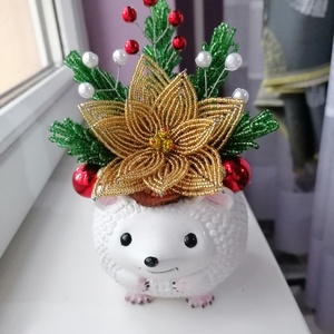 Sünis karácsonyi dísz, Otthon & Életmód, Dekoráció, Asztal és polc dekoráció, Asztaldísz, Gyöngyfűzés, gyöngyhímzés, MESKA