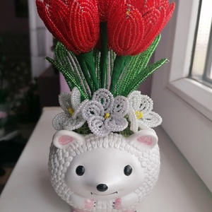 Tulipán süni kaspóban , Esküvő, Dekoráció, Asztaldísz, Gyöngyfűzés, gyöngyhímzés, MESKA