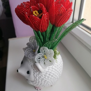 Tulipán süni kaspóban  - esküvő - dekoráció - asztaldísz - Meska.hu