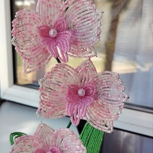 Gyöngyből készült orchideák - Meska.hu