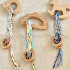 Csörgők, Cumiláncok - baba - mama - baba játékok - cumilánc - Meska.hu