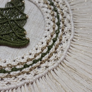 Smaragdfényű Ünnep � prémium makramé kopogtató (54 cm) - otthon & életmód - dekoráció - ajtó- és ablak dekoráció - ajtódísz & kopogtató - Meska.hu