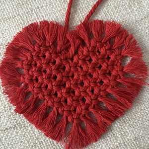 Szenvedélyes Csomók � Kézzel készült makramé szív - otthon & életmód - konyhafelszerelés, tálalás - tálalás - tányér- és poháralátét - Meska.hu