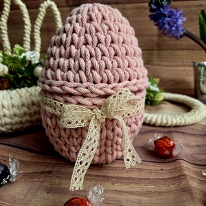 Horgolt tojás alakú tároló - Meska.hu